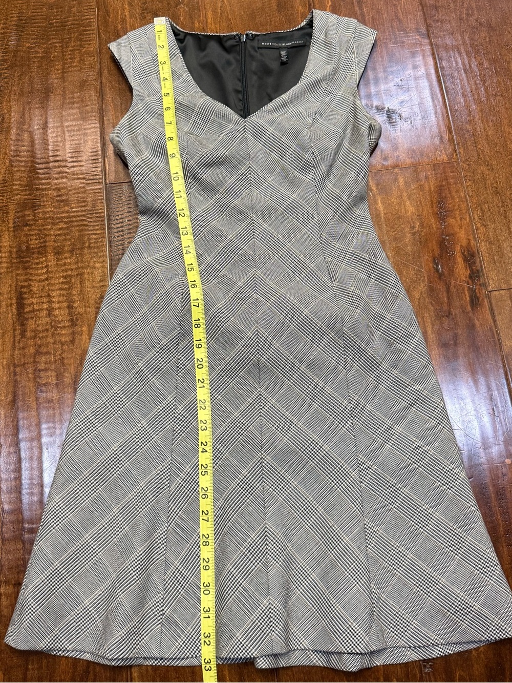 White House Black Market - Plaid Dress - Picture 6 of 10